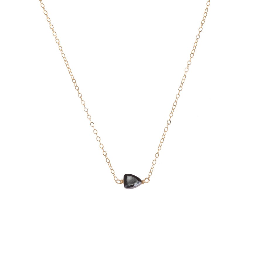 Black-Spinel-Side-Arrow-Front