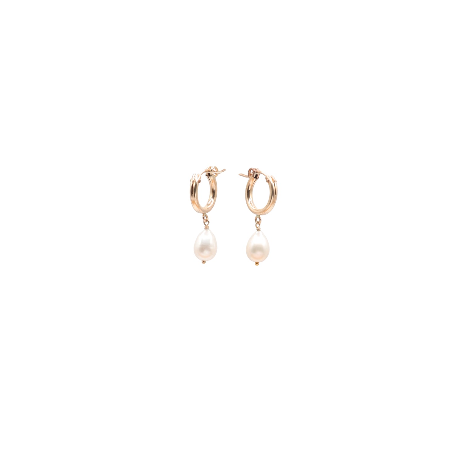 Pearl Leverback Earrings