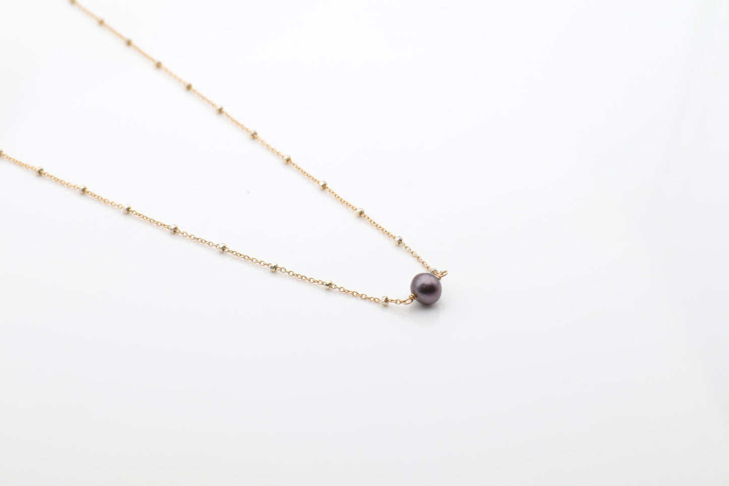 Single Freshwater Black Pearl on Satellite Necklace